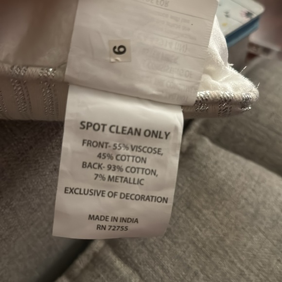 Christmas design throw pillow with the word Noel. New with No tags. - Picture 4 of 4